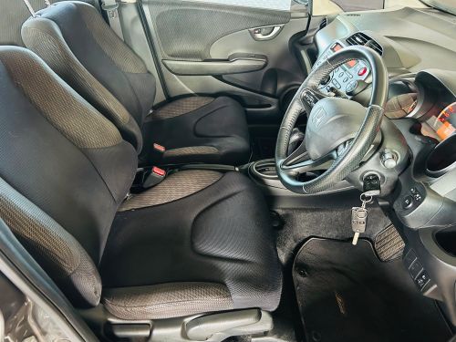 2012 HONDA JAZZ 1.5 ELEGANCE A/T