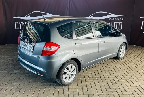 2012 HONDA JAZZ 1.5 ELEGANCE A/T