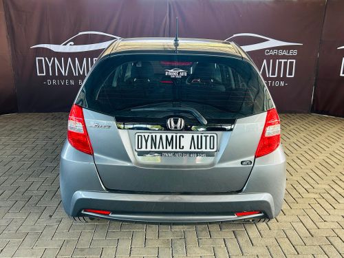 2012 HONDA JAZZ 1.5 ELEGANCE A/T