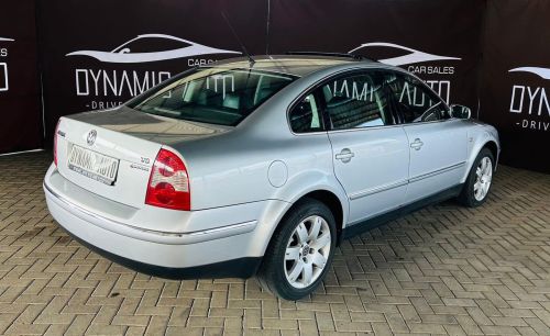 2001 VOLKSWAGEN PASSAT 2.8 4MOTION A/T