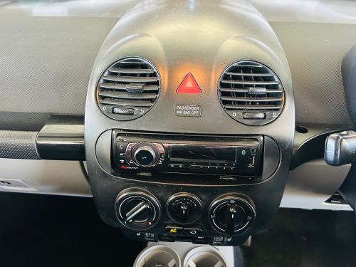 2003 VOLKSWAGEN BEETLE 2.0 CABRIOLET