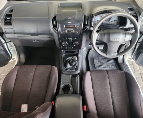 2021 ISUZU D-MAX 250 HO HI-RIDER