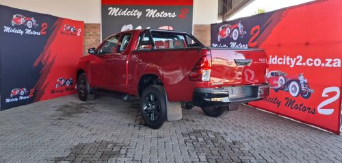 2025 TOYOTA HILUX 2.4GD-6 RB RAIDER A/T