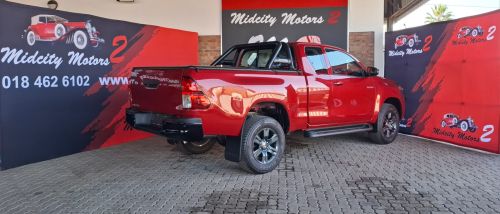 2025 TOYOTA HILUX 2.4GD-6 RB RAIDER A/T