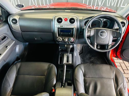 2008 ISUZU KB300D-TEQ A/T LX P/U D/C